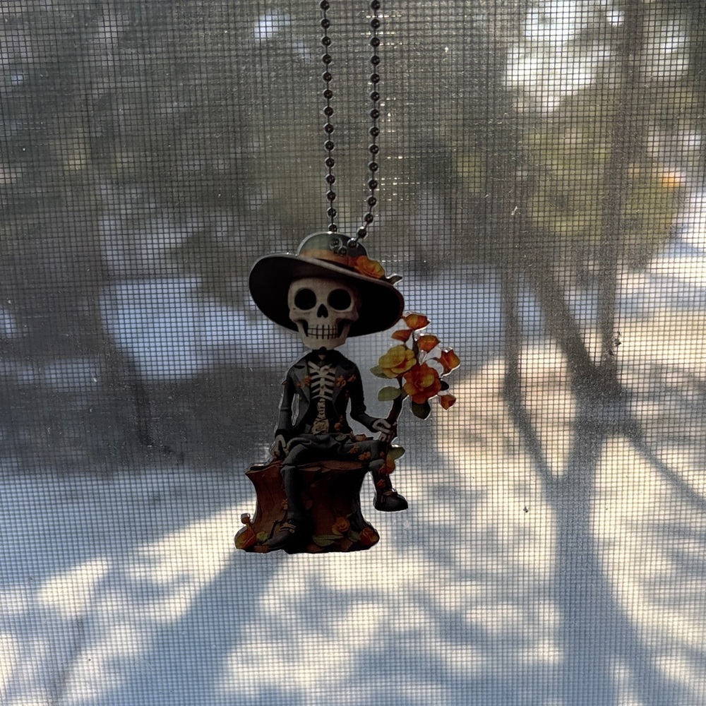 3" Skeleton Pendant with Flowers NWOT